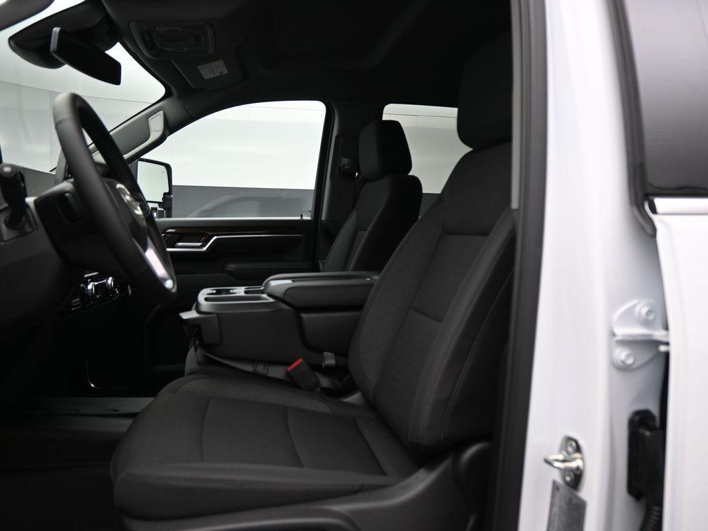 new 2026 GMC Sierra 3500 car, priced at $76,485