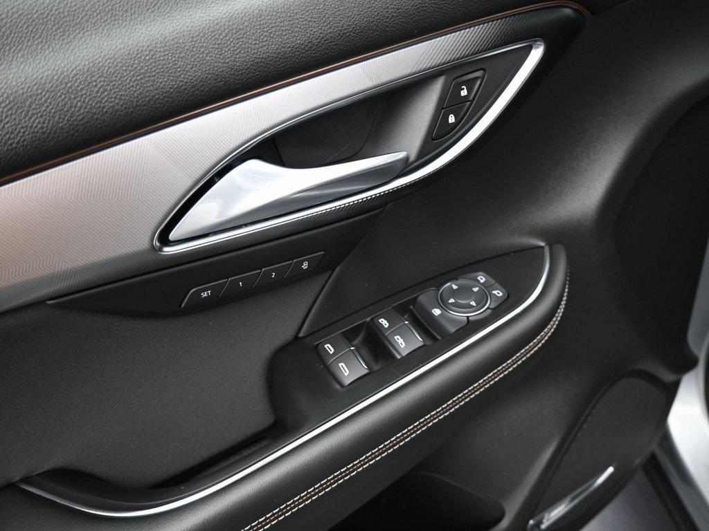 used 2025 Buick Envision car, priced at $30,990