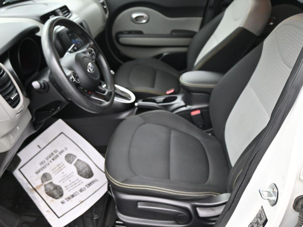 used 2016 Kia Soul car, priced at $9,990