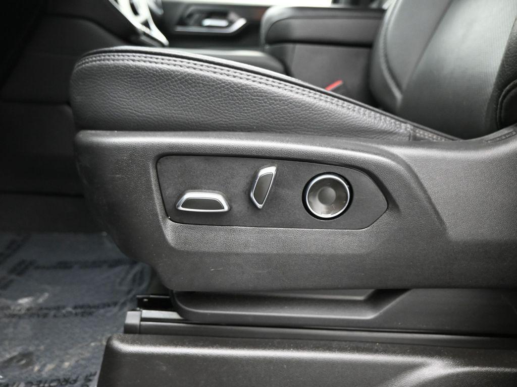 used 2025 GMC Yukon car, priced at $72,990