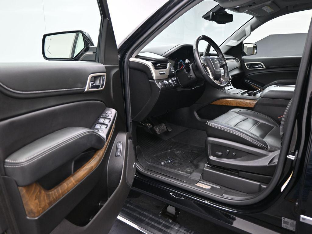 used 2020 GMC Yukon car, priced at $36,990
