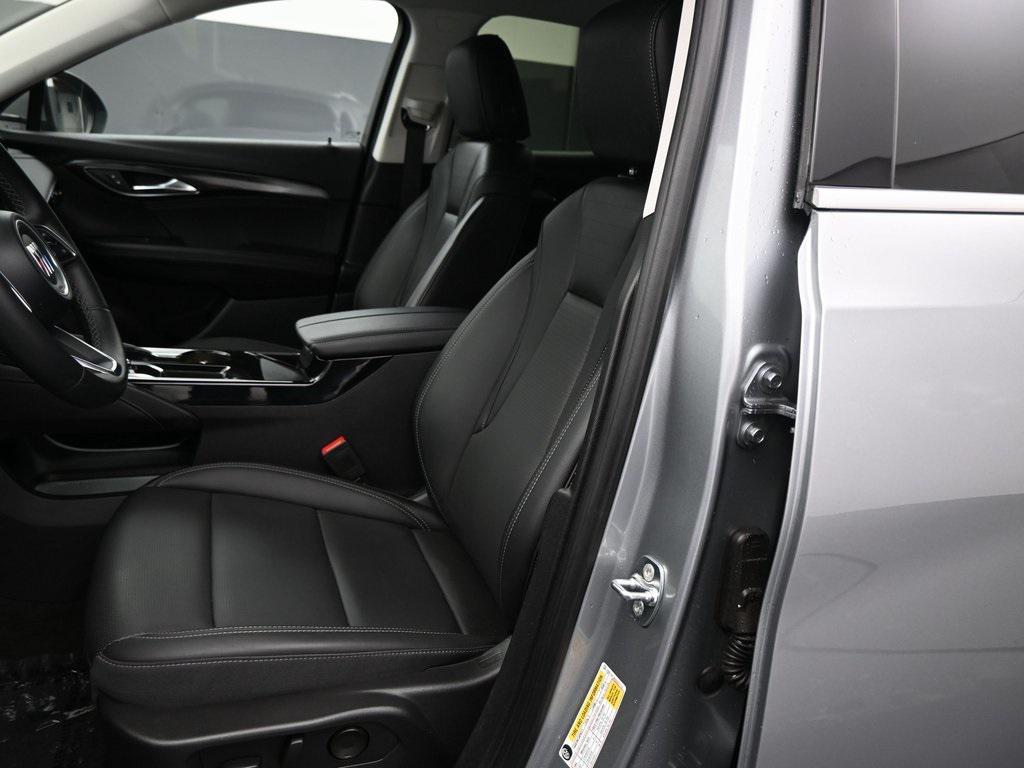 used 2025 Buick Envision car, priced at $27,990