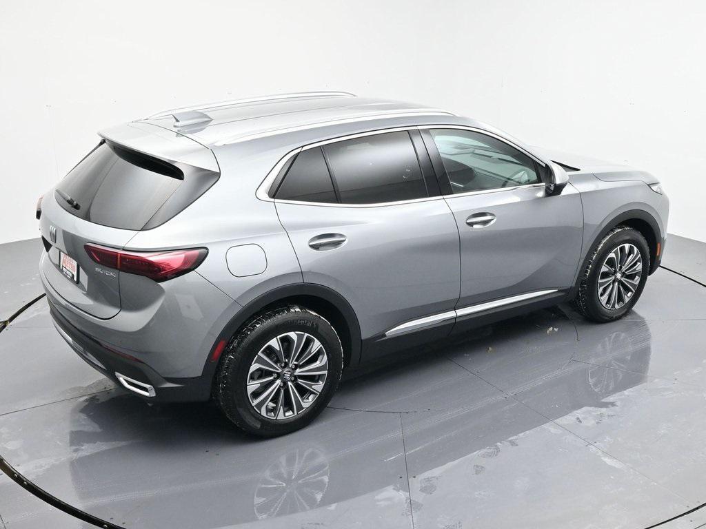 used 2025 Buick Envision car, priced at $27,990