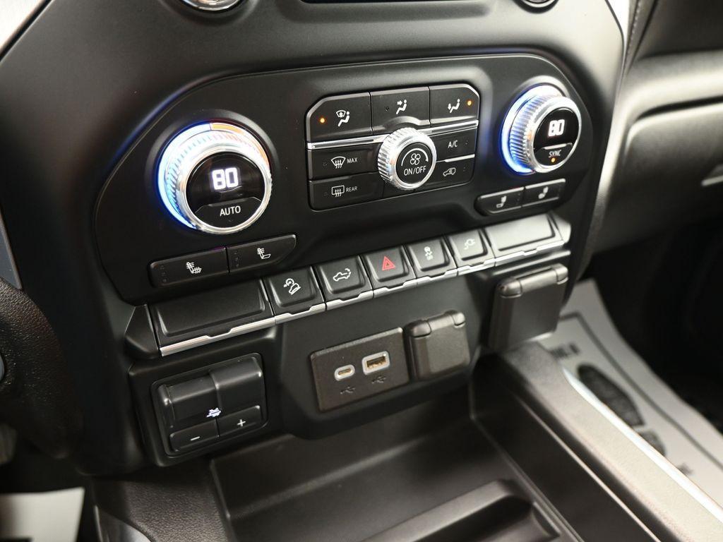 used 2022 GMC Sierra 1500 car, priced at $32,990