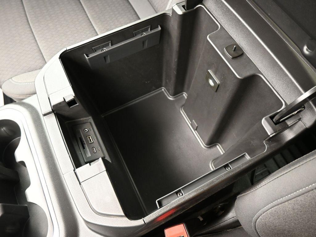 used 2022 GMC Sierra 1500 car, priced at $32,990