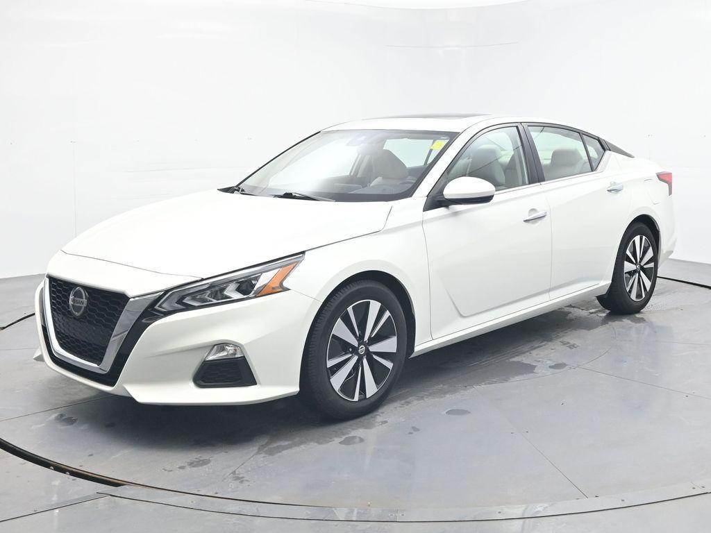 used 2022 Nissan Altima car, priced at $19,990