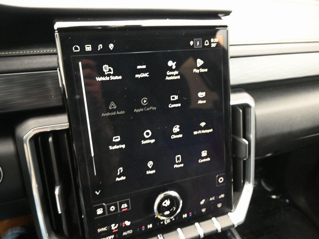 used 2025 GMC Acadia car, priced at $32,990