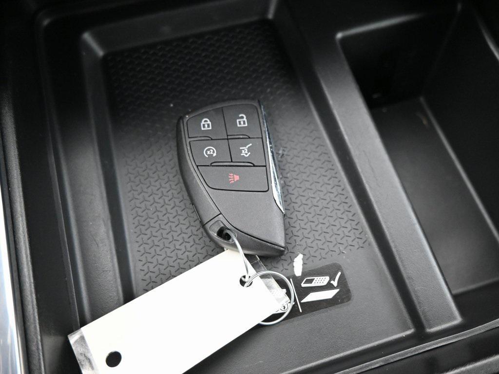 used 2025 GMC Acadia car, priced at $33,490