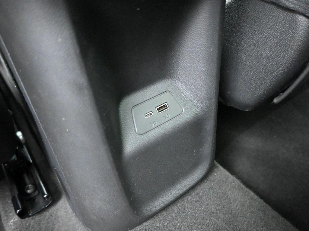 used 2025 Buick Envision car, priced at $28,990