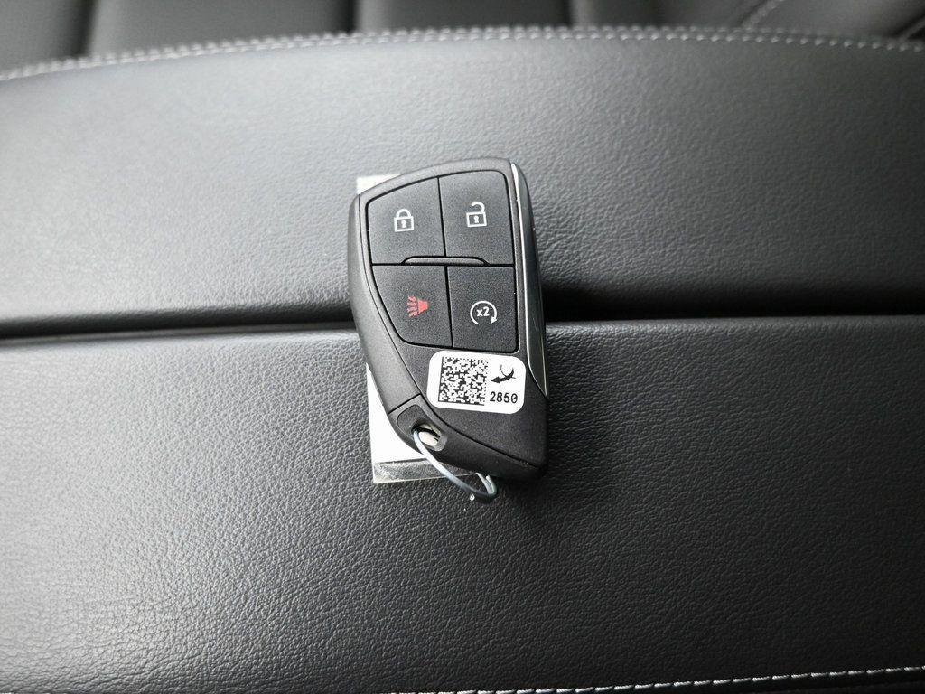 used 2025 Buick Envision car, priced at $28,990