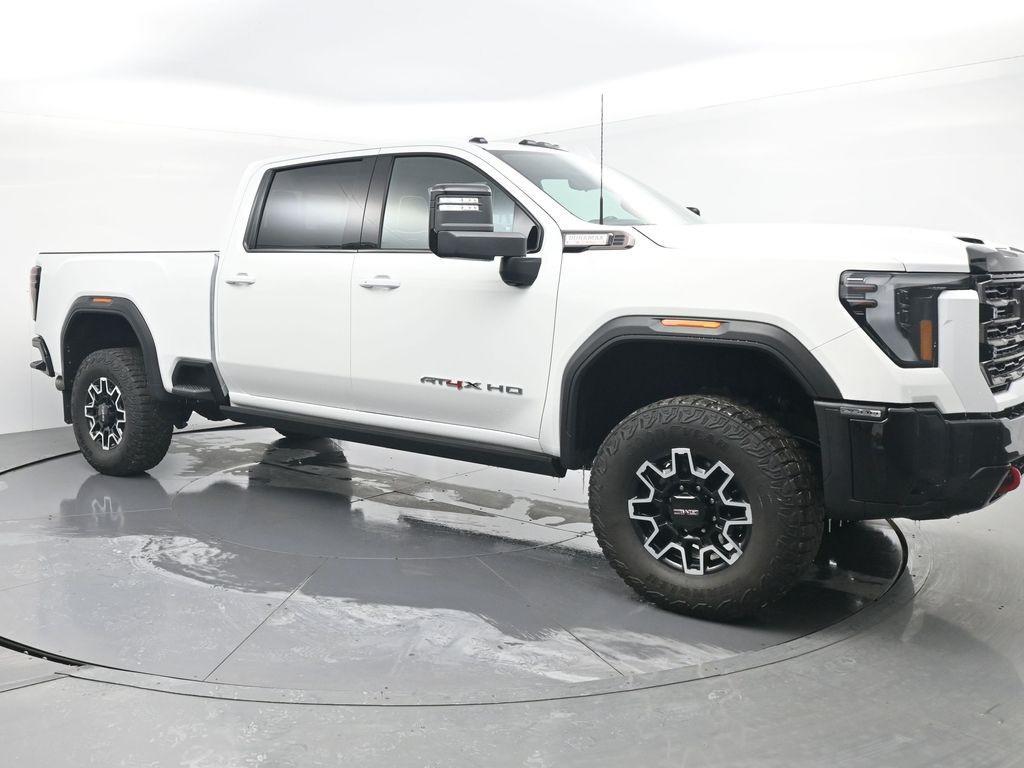used 2025 GMC Sierra 2500 car, priced at $79,990