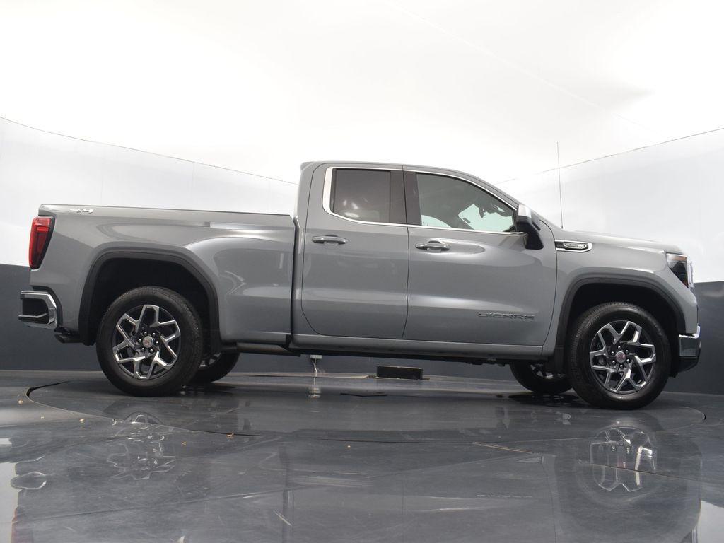 used 2025 GMC Sierra 1500 car, priced at $47,990