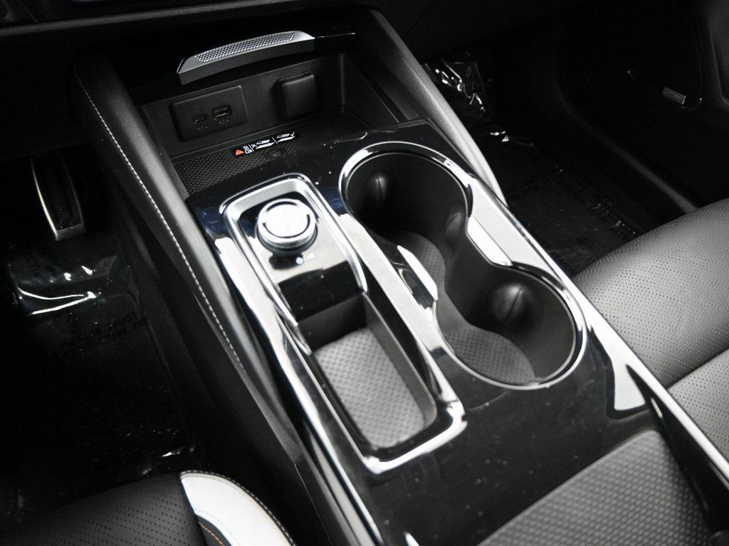 used 2025 Buick Envision car, priced at $30,990