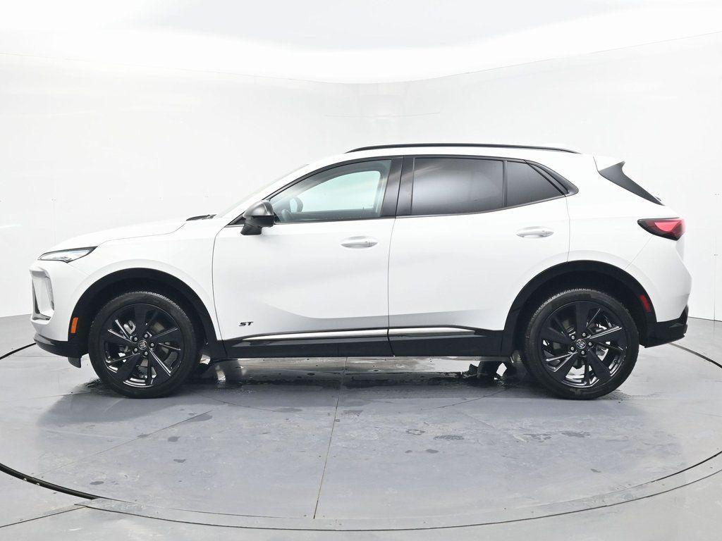 used 2025 Buick Envision car, priced at $30,990