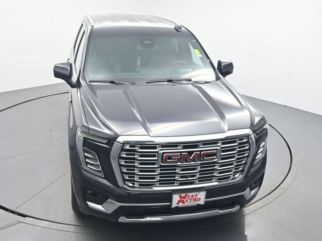used 2025 GMC Yukon car, priced at $73,990