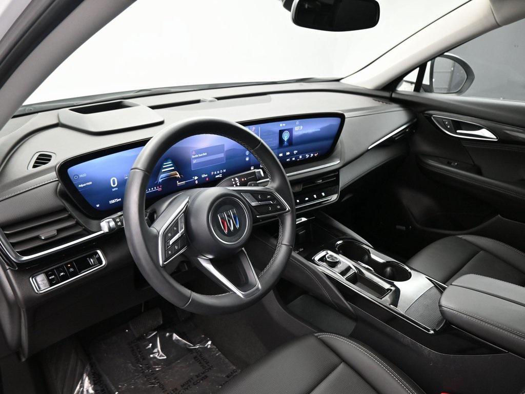used 2025 Buick Envision car, priced at $28,490