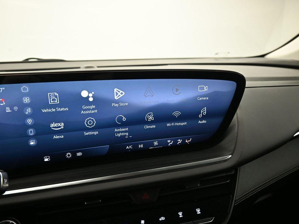 used 2025 Buick Envision car, priced at $28,490