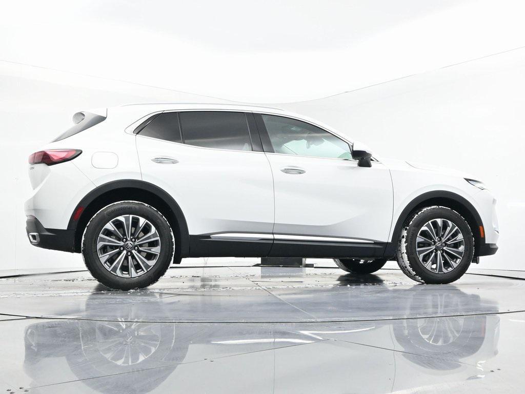 used 2025 Buick Envision car, priced at $28,490