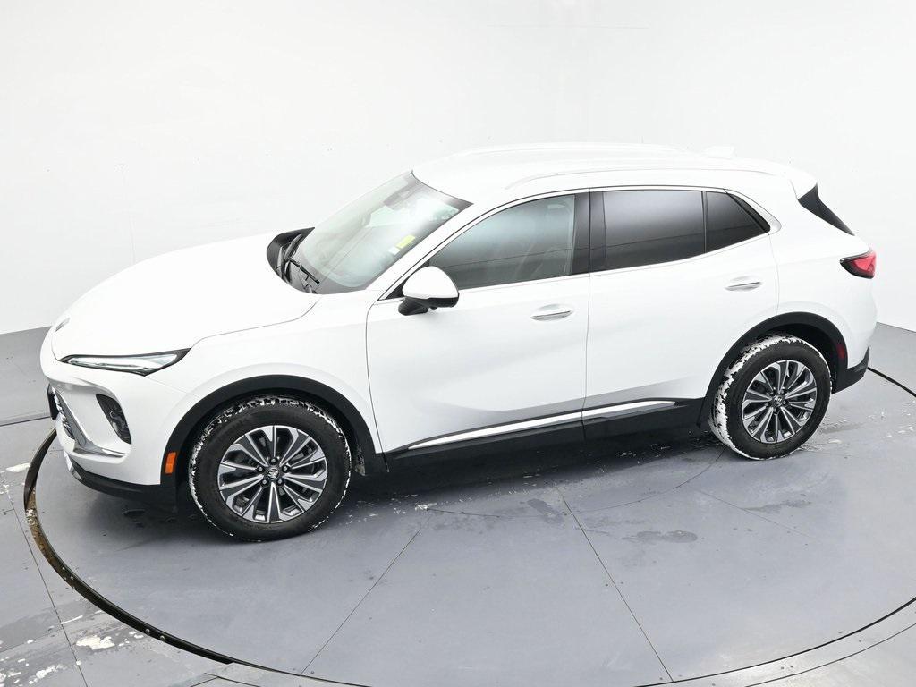 used 2025 Buick Envision car, priced at $28,490