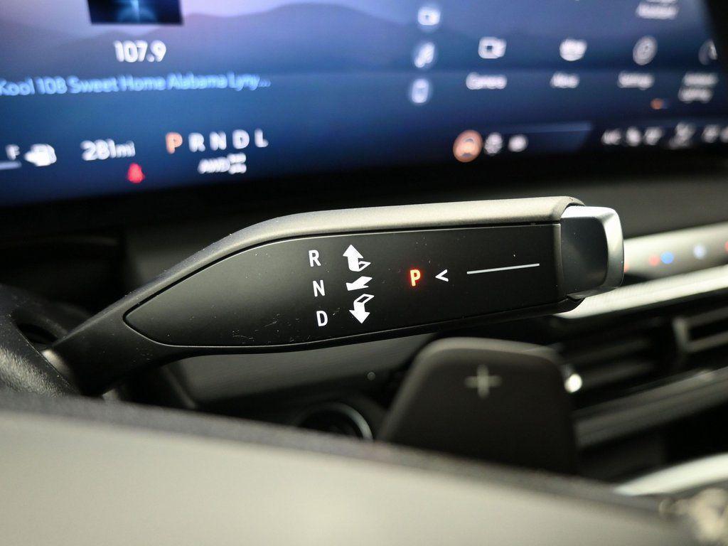 used 2025 Buick Enclave car, priced at $36,490