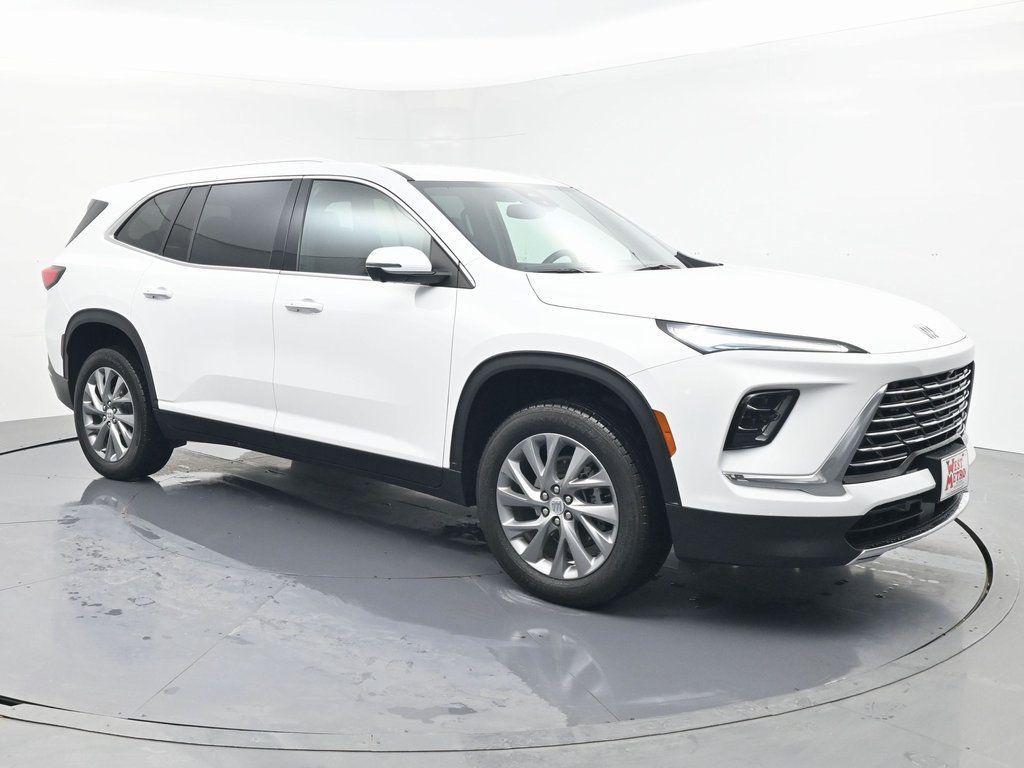 used 2025 Buick Enclave car, priced at $36,490
