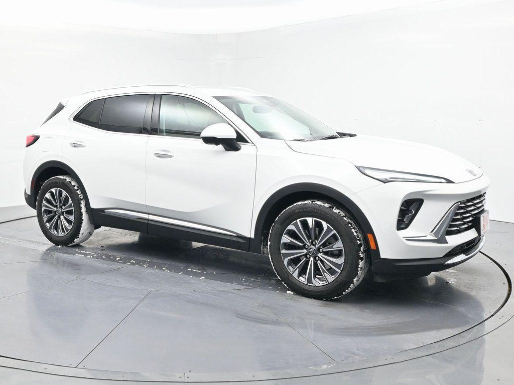 used 2025 Buick Envision car, priced at $28,990