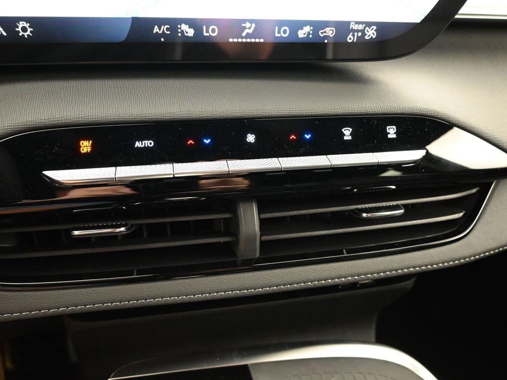 new 2025 Buick Enclave car, priced at $45,485