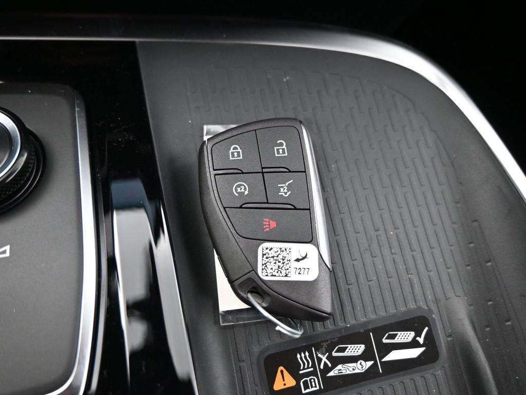 new 2025 Buick Enclave car, priced at $45,485