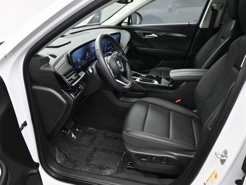 used 2025 Buick Envision car, priced at $27,990