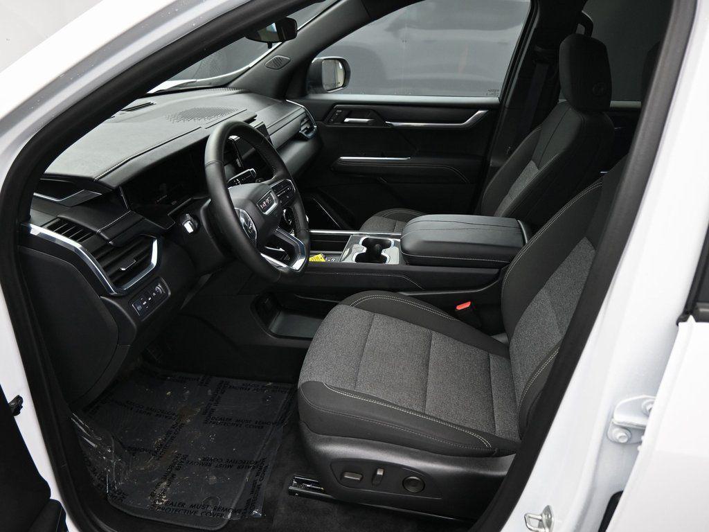 used 2025 GMC Acadia car, priced at $34,990