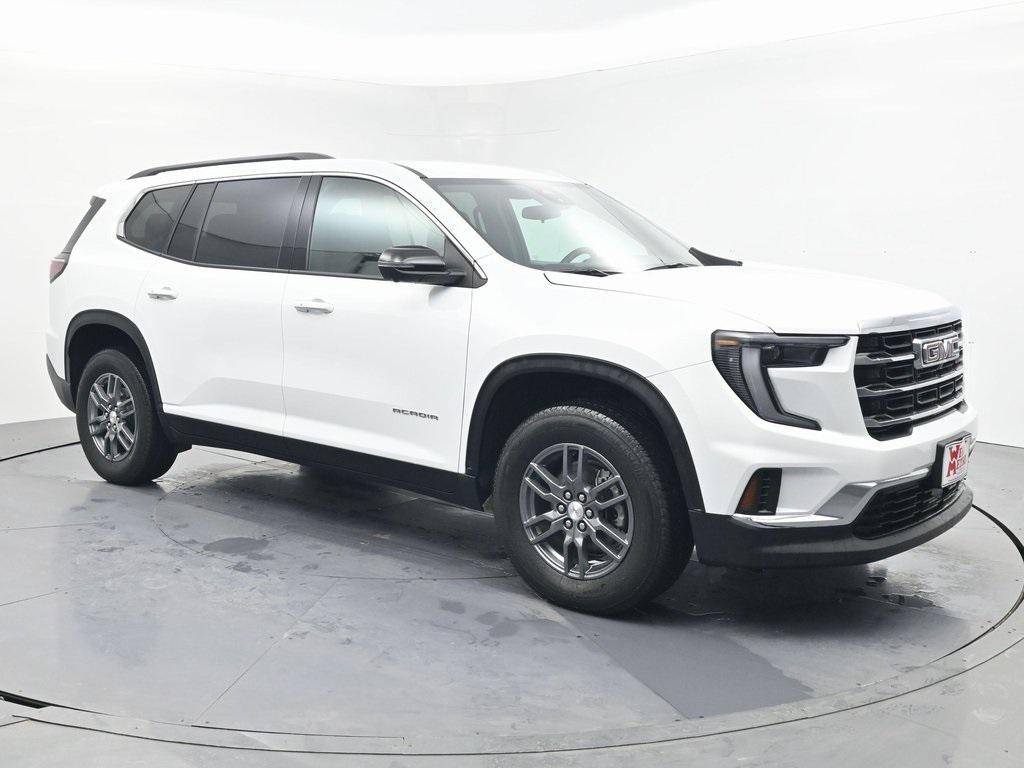 used 2025 GMC Acadia car, priced at $34,990