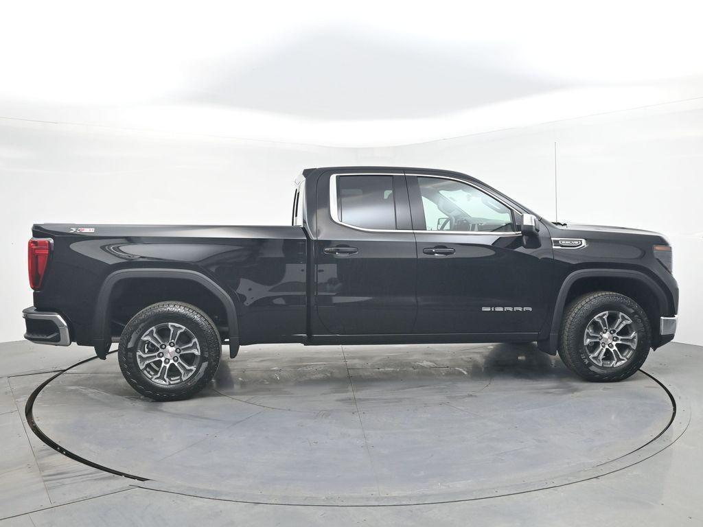 new 2026 GMC Sierra 1500 car, priced at $51,400
