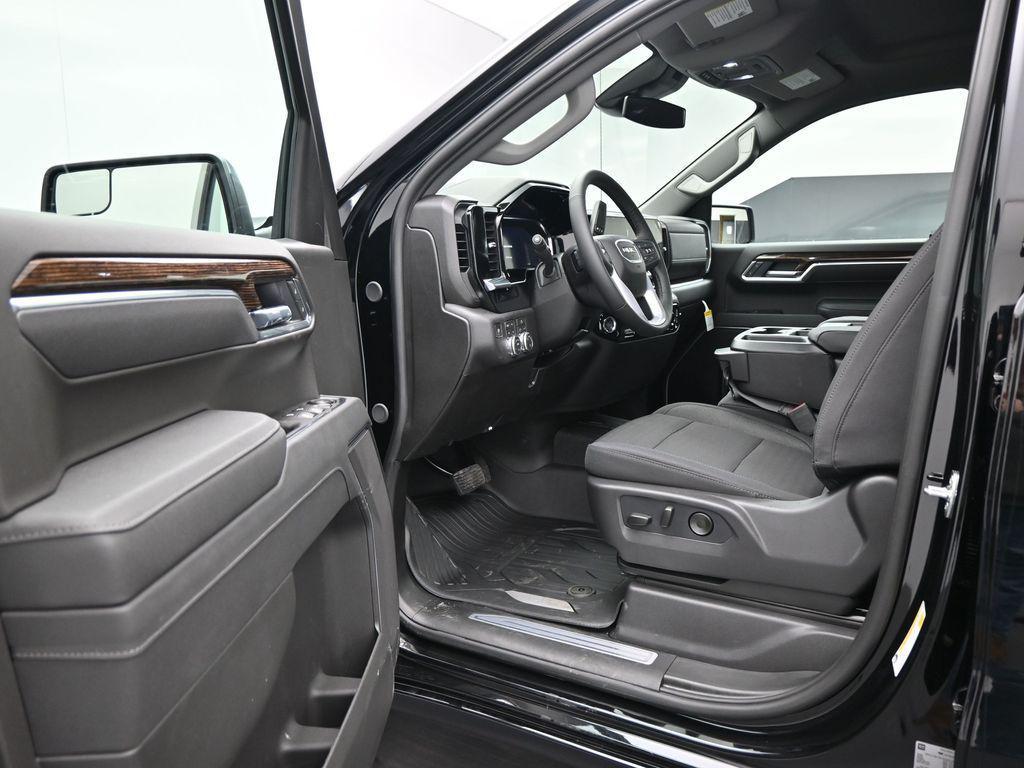 new 2026 GMC Sierra 1500 car, priced at $51,400