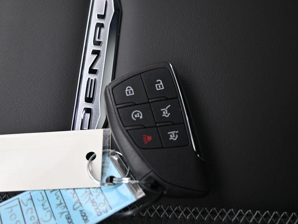 new 2025 GMC Yukon XL car, priced at $97,751