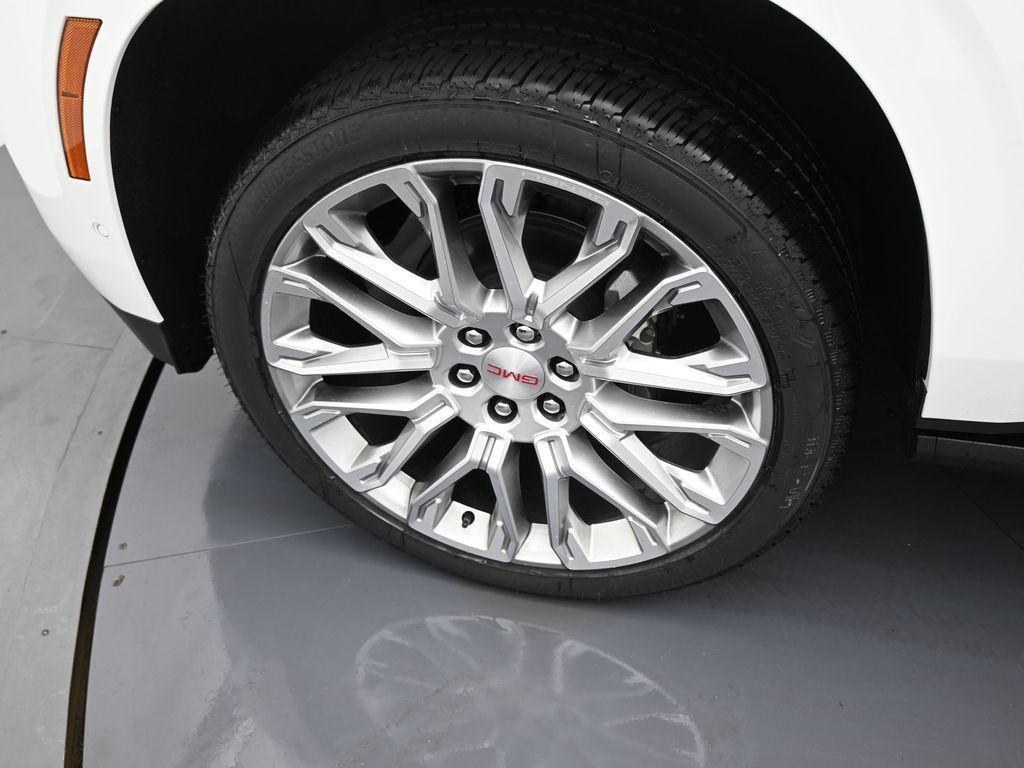 new 2025 GMC Yukon XL car, priced at $93,669