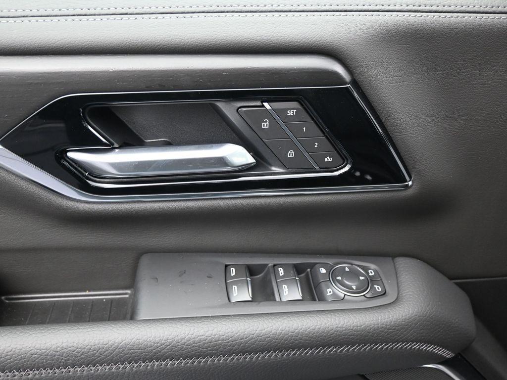 new 2025 GMC Yukon XL car, priced at $97,751