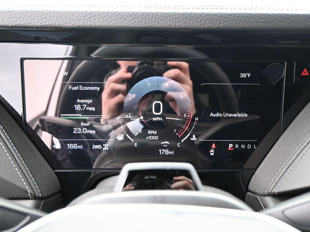 new 2025 GMC Yukon XL car, priced at $93,669