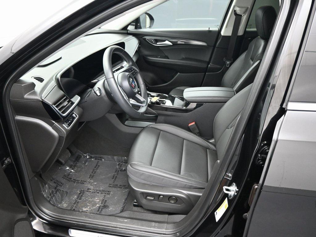 used 2025 Buick Envision car, priced at $28,990