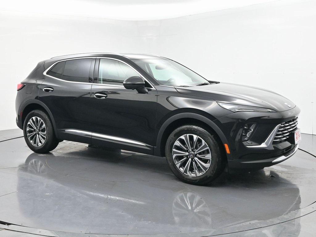 used 2025 Buick Envision car, priced at $28,990