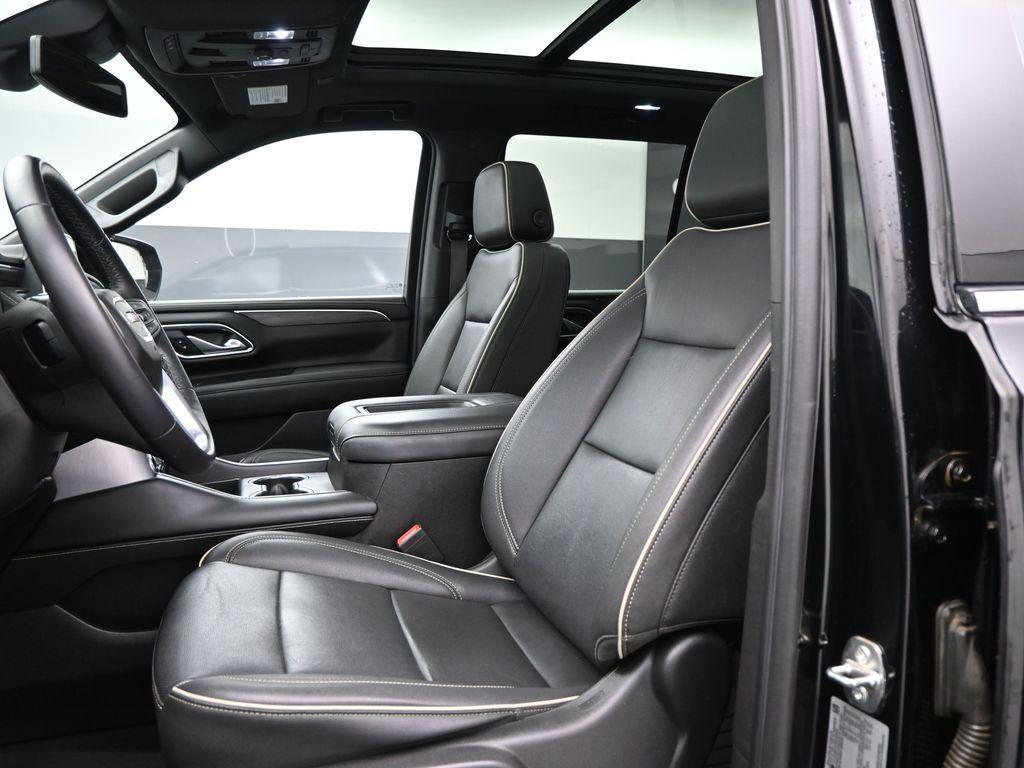 used 2023 GMC Yukon car, priced at $53,990