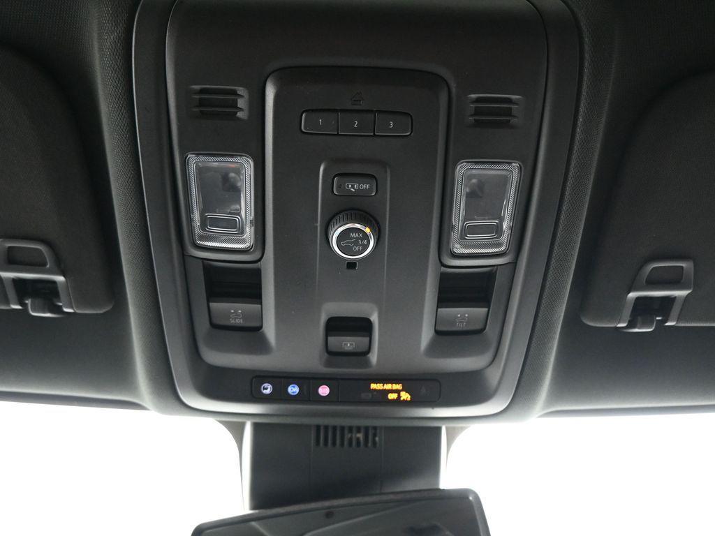 used 2023 GMC Yukon car, priced at $53,990