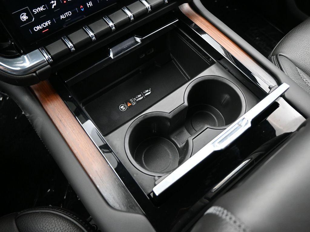 used 2025 GMC Yukon XL car, priced at $71,990