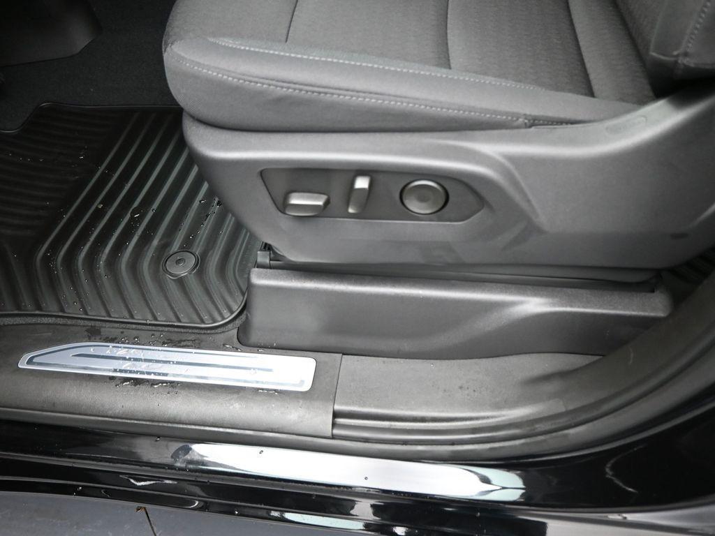 new 2026 GMC Sierra 1500 car, priced at $45,390