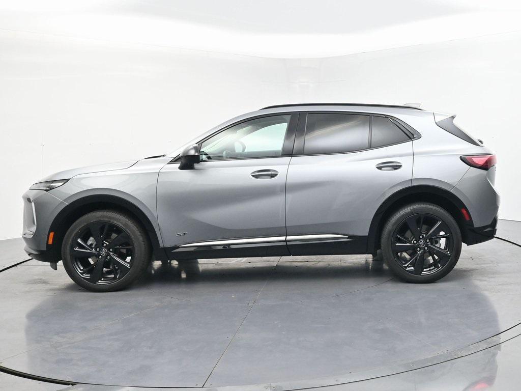 used 2025 Buick Envision car, priced at $30,490