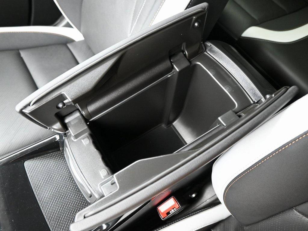 used 2025 Buick Envision car, priced at $30,490