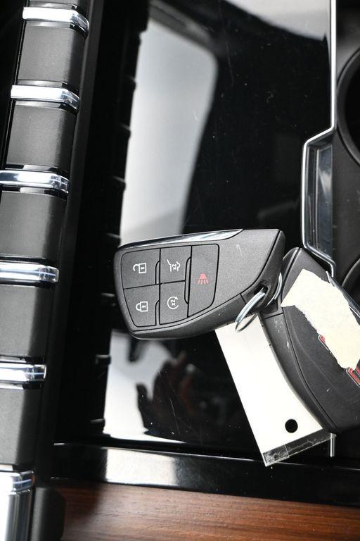 used 2025 GMC Yukon XL car