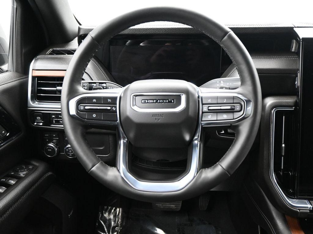 used 2025 GMC Yukon XL car