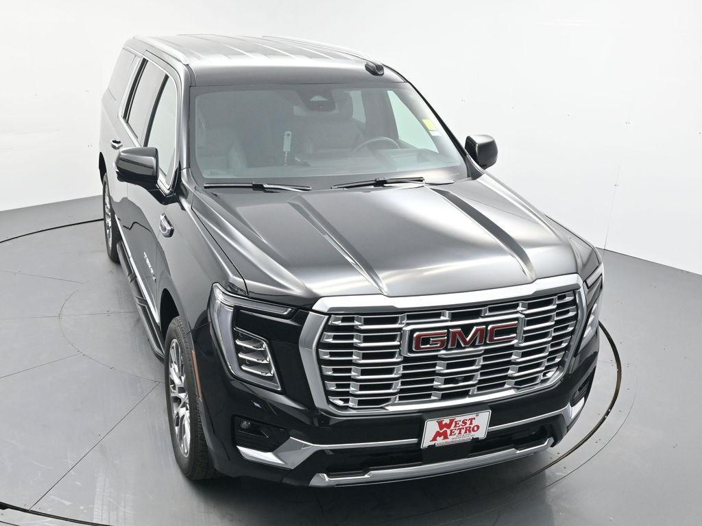 used 2025 GMC Yukon XL car