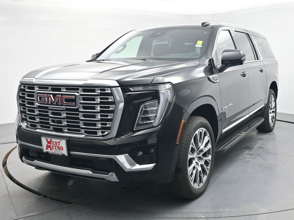 used 2025 GMC Yukon XL car