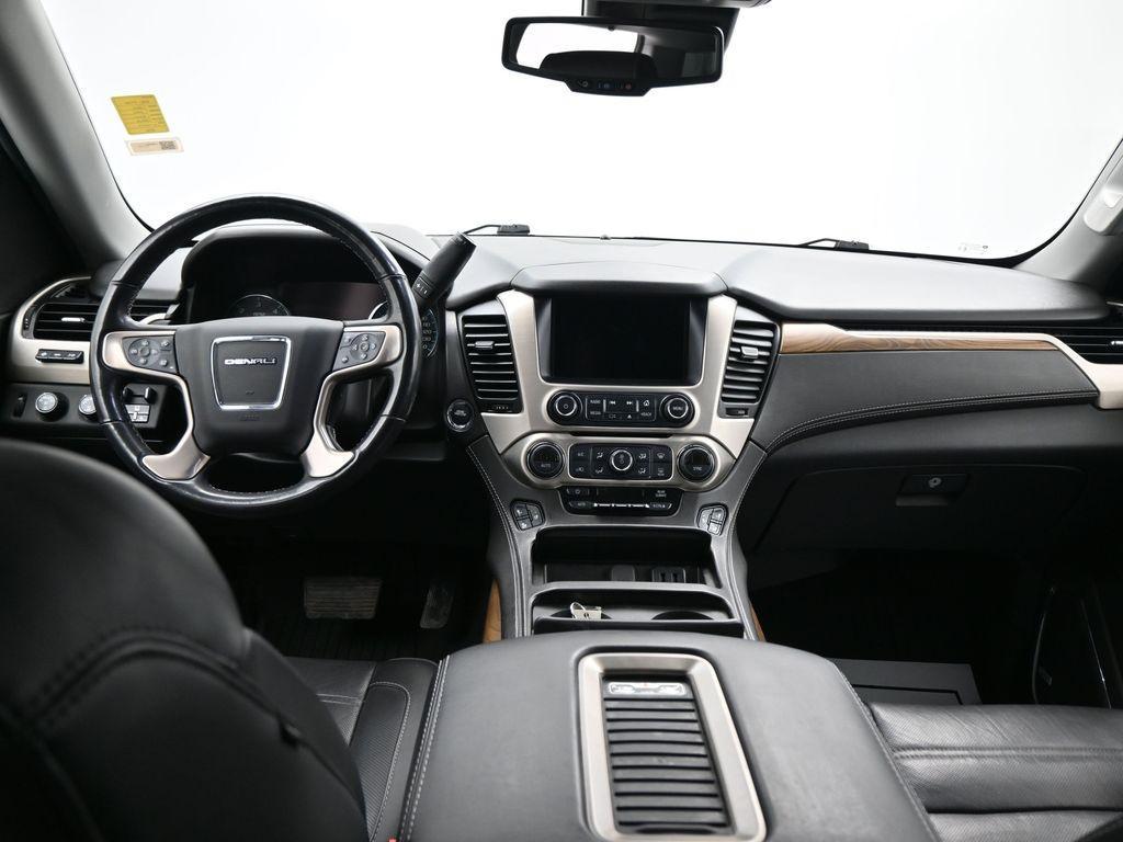 used 2020 GMC Yukon XL car, priced at $37,990